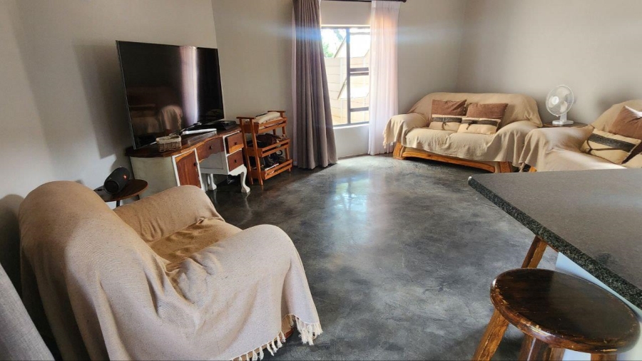 5 Bedroom Property for Sale in Safari Gardens North West